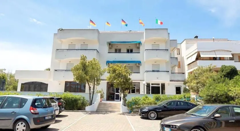 Hotel Cristalda - Image 1