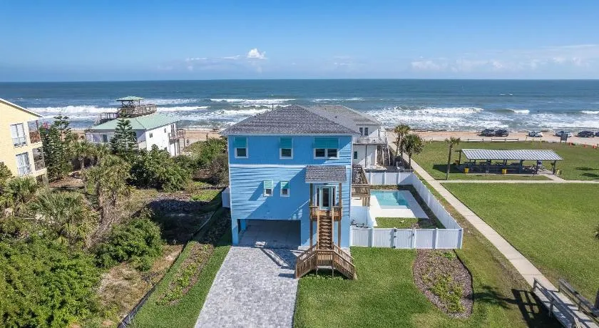 Beach Escape | Private Pool & Ocean Views | Car-Free Beach - Image 1