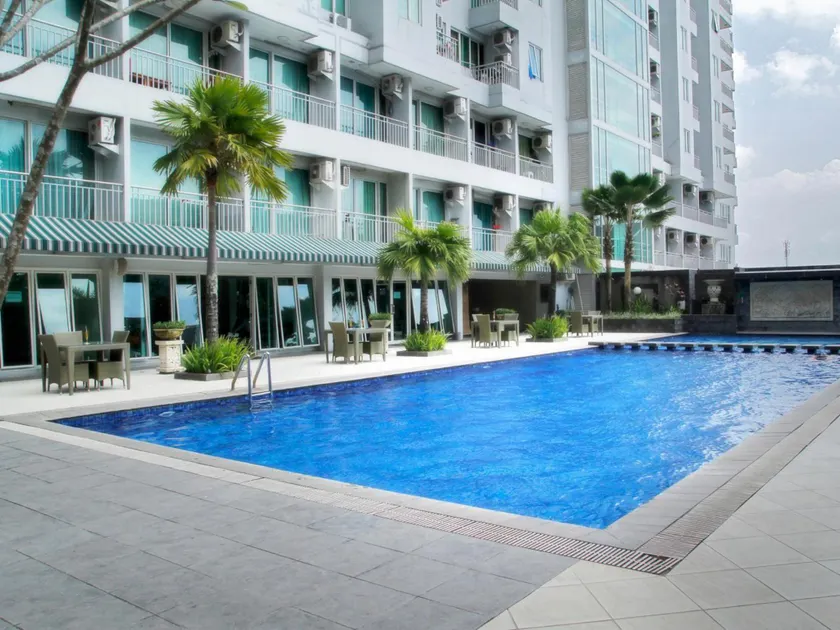 Galeri Ciumbuleuit Family & Business Hotel - Image 1