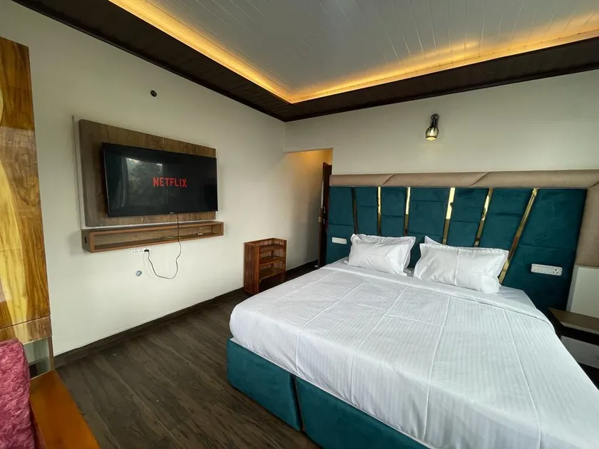 Silver Oak Resorts - Image 1