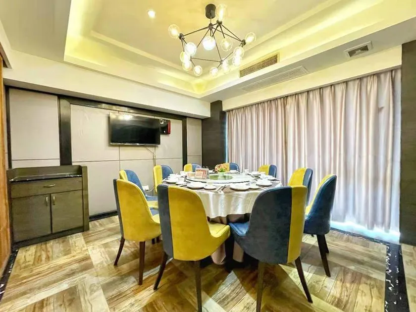 Nanning Junhao Hotel (Qingxiu Wanda Jinhu Square Subway Station) - Image 1