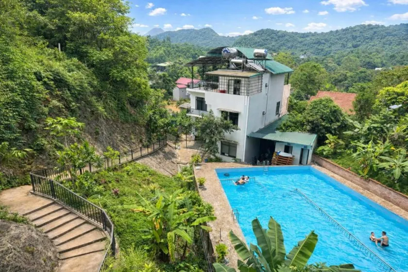 Cúc Phương Mebi Hotel - Image 1