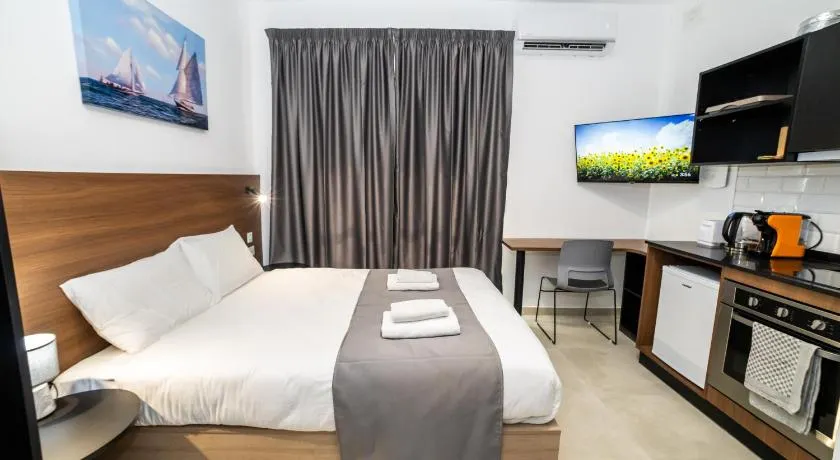 Affordable Studio Apartment - by HostMT - Image 1