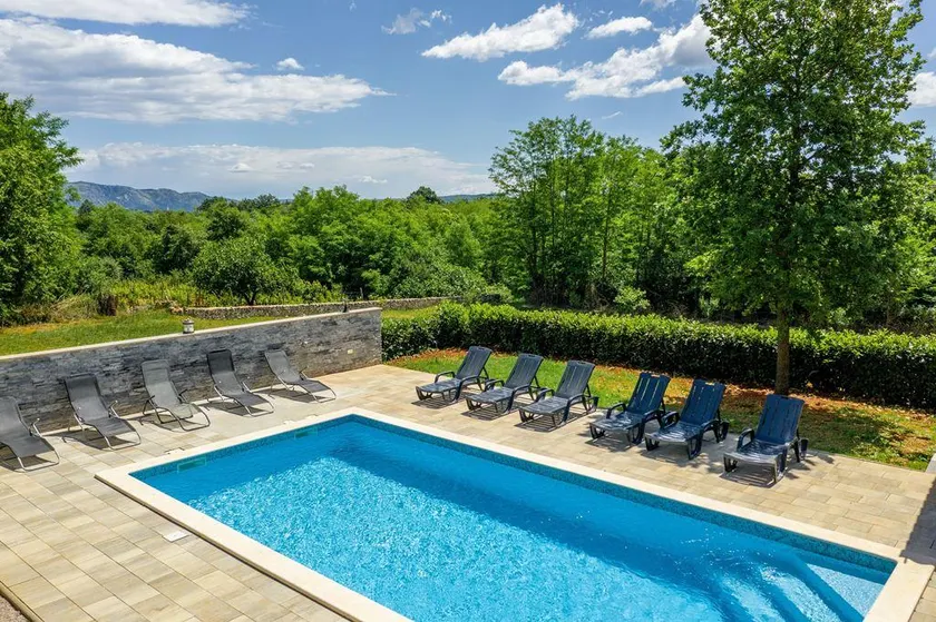 Private Villa in Zupanici near Rabac with jacuzzi - Image 1