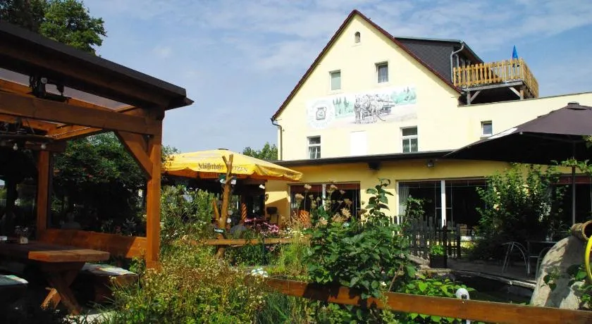 Landhotel Heidekrug - Image 1