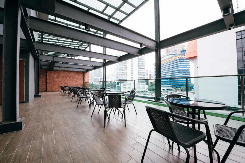 Chill Suites Kuala Lumpur - Image 1