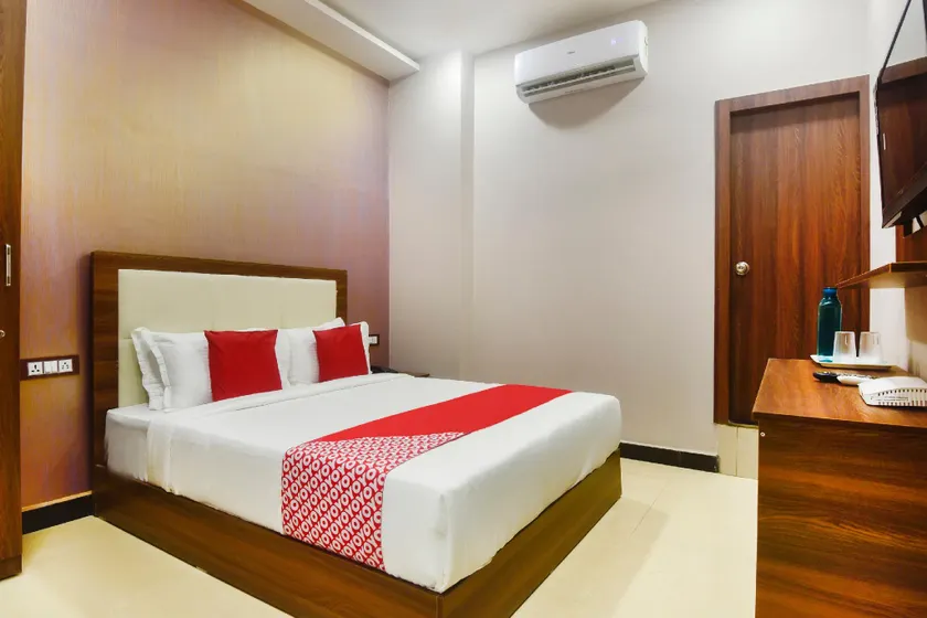 Hotel Blue Sky - Image 1