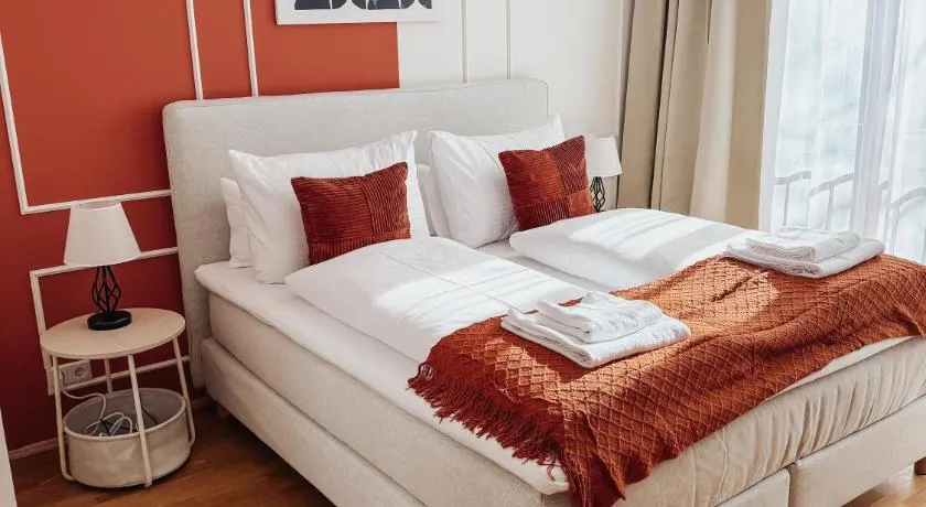 Lumen Homes - Altstadt-Residenz, direkt im Zentrum, geräumiges Apartment mit 5 Zimmern, Küche - Image 1