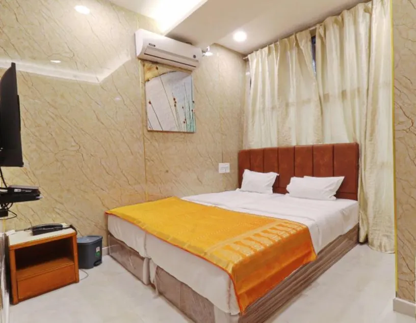 Hotel Grace - Image 1