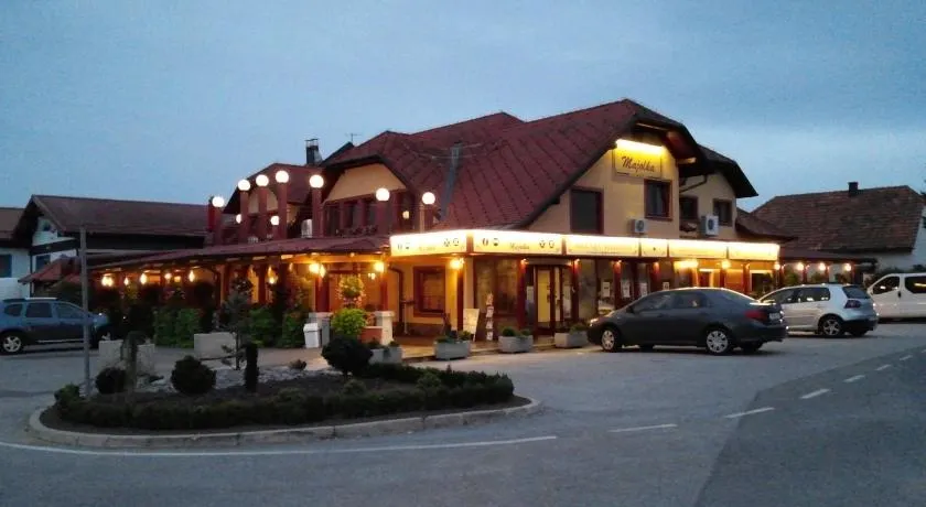 Motel Majolka - Image 1