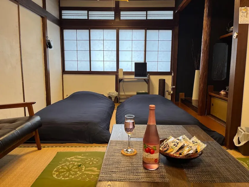Lodging House NAO - Image 1