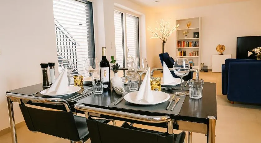 Stylisches-Loft-Apartment mit Terrasse - Image 1