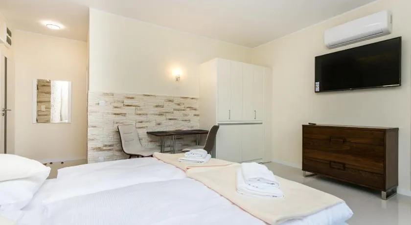 Apartamenty Dom Saski 10 minut od Centrum Warszawy - Image 1
