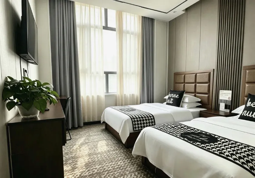 Chenjin Hotel (Caojiabao Airport Branch) - Image 1