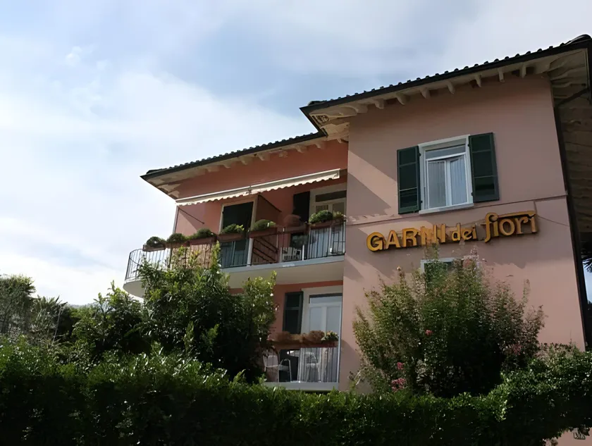 Hotel Garni dei fiori - Image 1