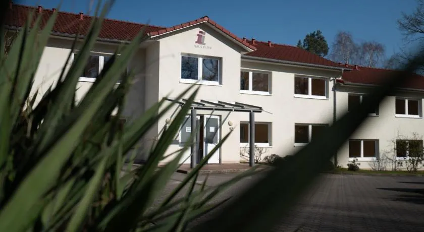 Haus Hotel Inter - Image 1