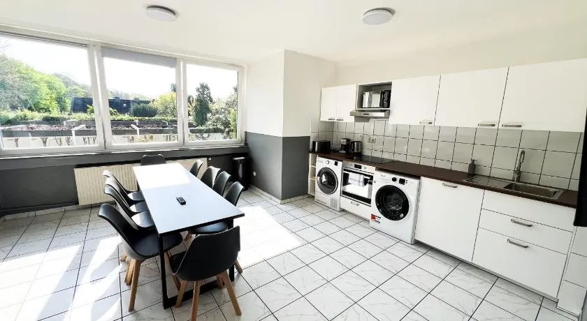 Krefeld House - Linn 20 Min to DUS AIRPORT & MESSE - Image 1