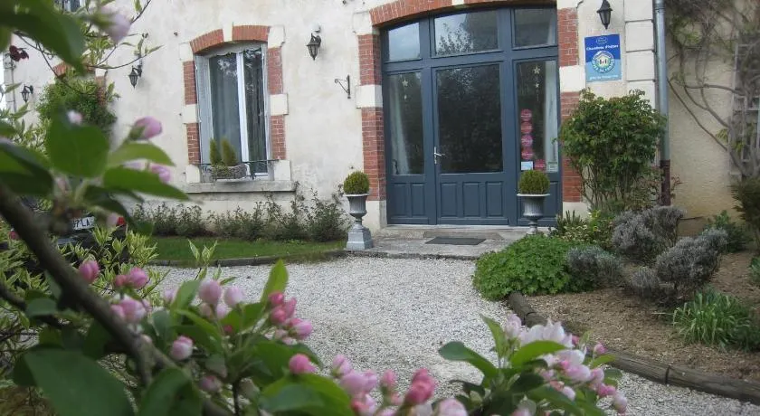 Les Charmilles - Image 1