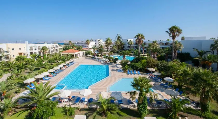 Tigaki Beach Hotel - Image 1