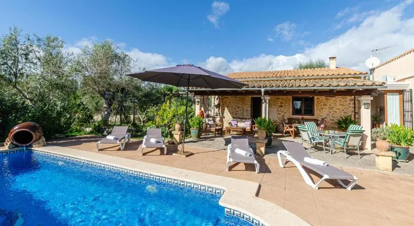 YourHouse Ermita - Image 1
