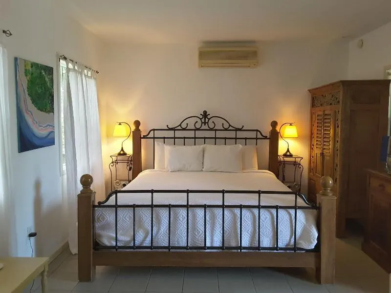 Yepton Estate Cottages - Image 1
