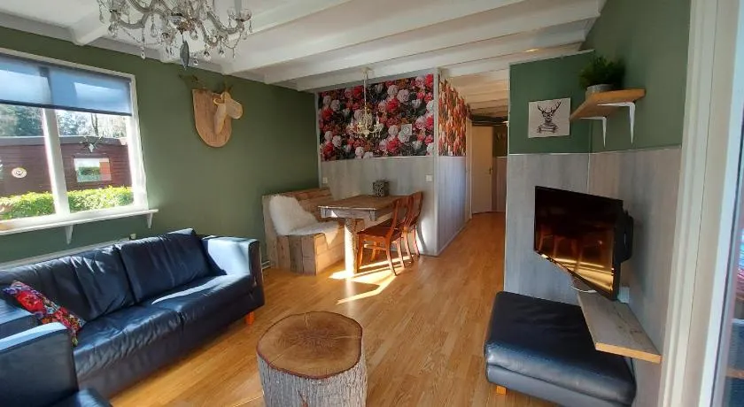 Chalet Hoenderloo Den - Image 1