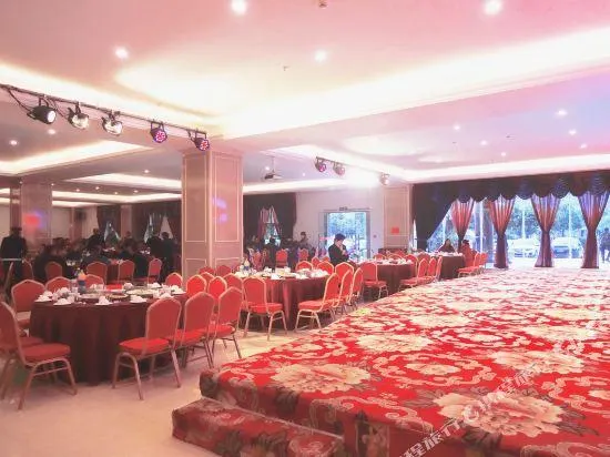Jinde Hotel - Image 1