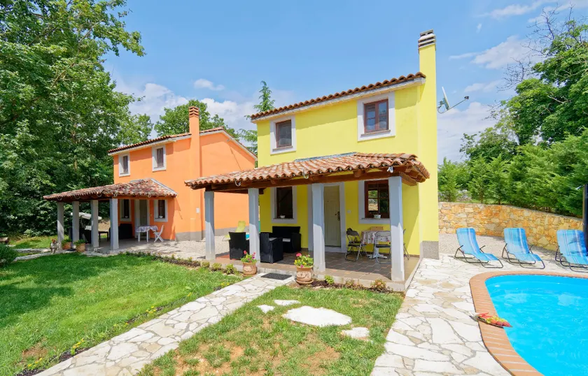 Holiday Homes Sunny Twins by Rent Istria - Image 1
