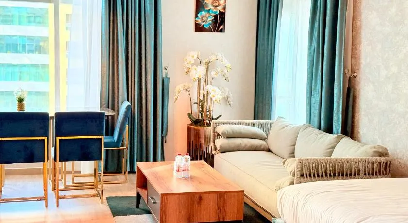 Best Place Holiday Home Free Parking - Image 1