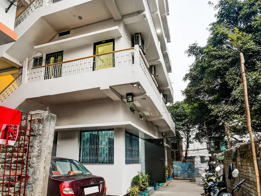 Hotel O by OYO Basera - Image 1