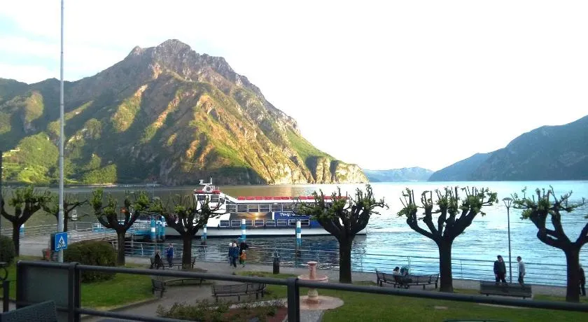 Iseo Lake - Rooms & Apartments - Image 1