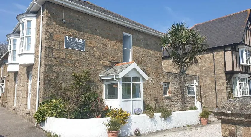 Bay Lodge - Image 1
