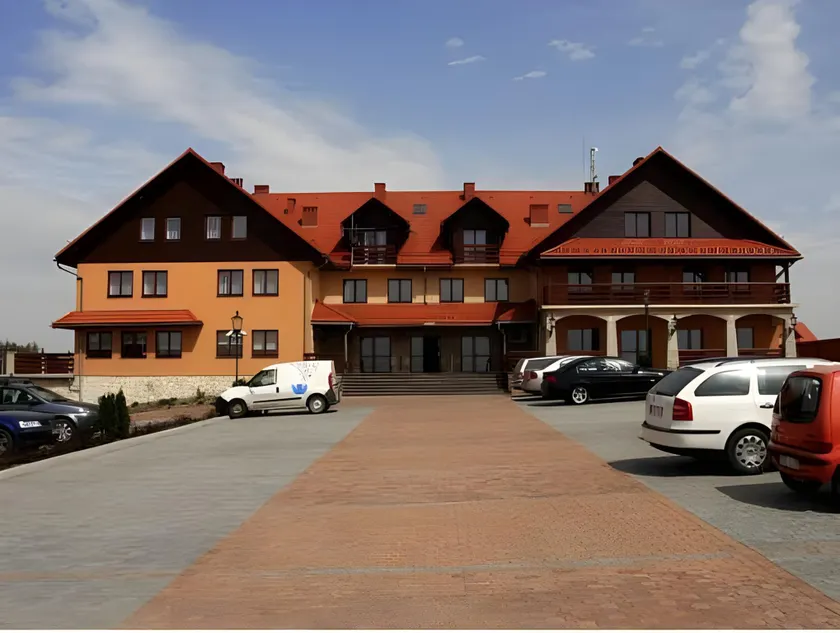 Hotel Łokietek - Image 1
