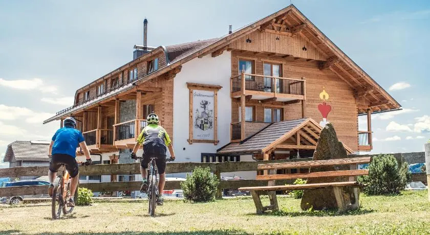 Hotel-Gasthof Deixelberger - Image 1