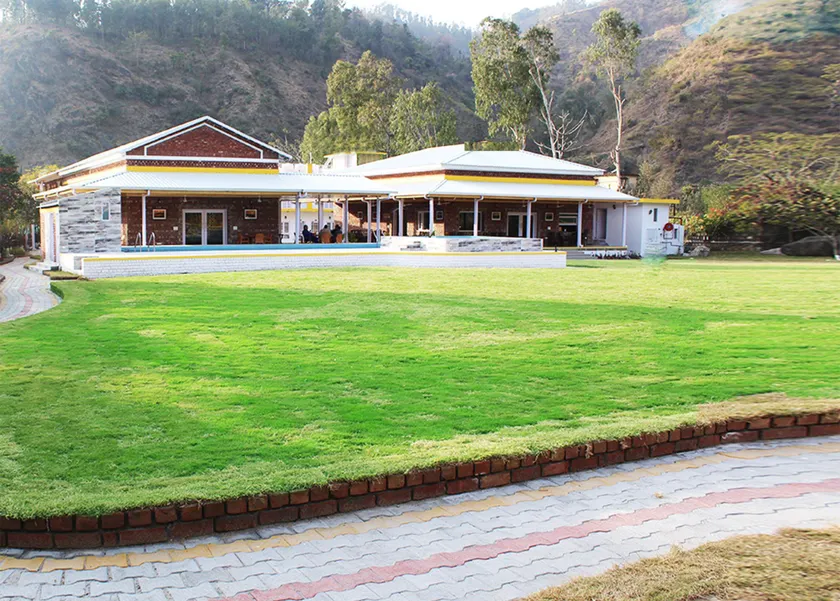 Four Banyans Spirit and Nature Resort - Image 1