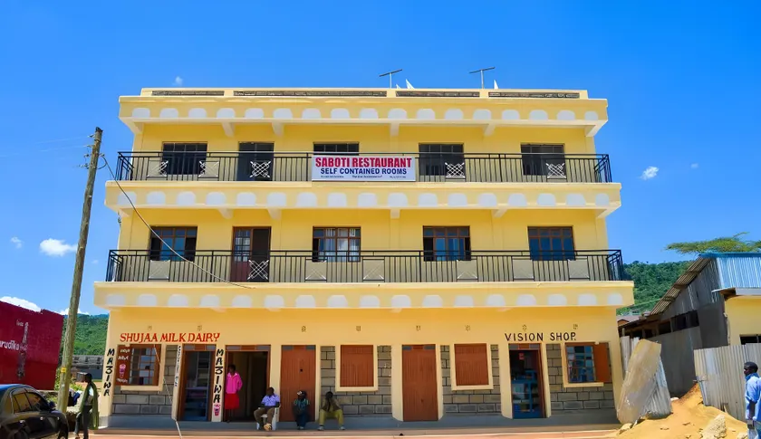 Saboti Hotel - Image 1