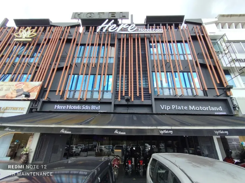Here Hotel - Image 1