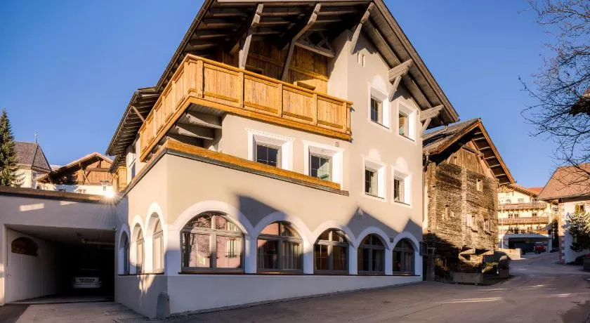 Bischoferhaus - Image 1