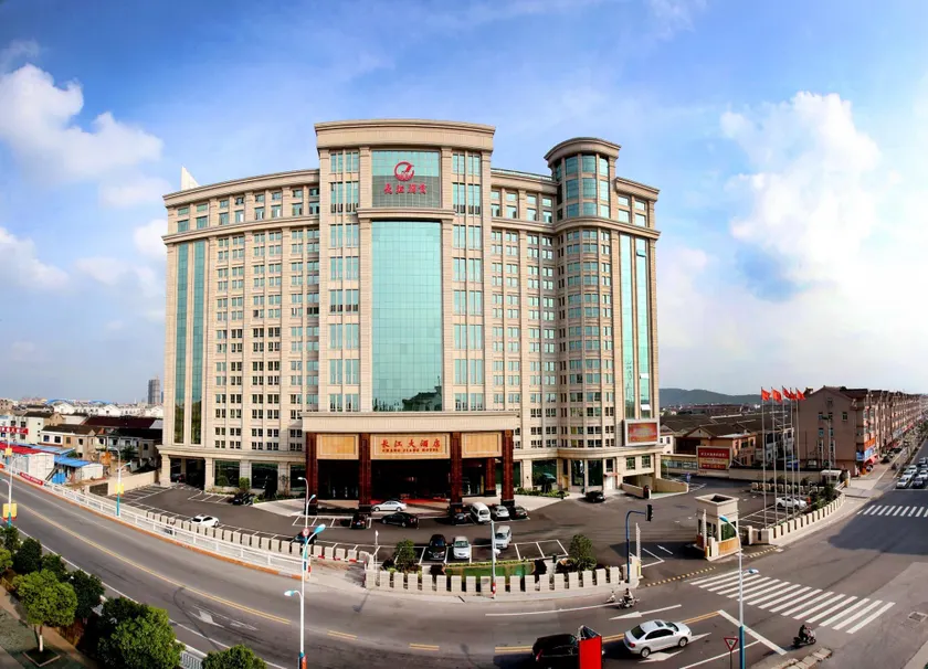 CHANGJIANG HOTEL - Image 1