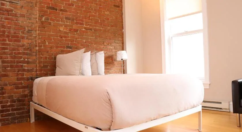 Cheap, Furnished Studio in Downtown Boston #7 - Image 1
