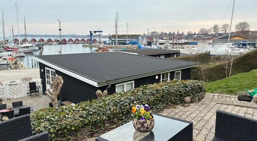 Charming holiday home on the harbour (5 persons) - Image 1