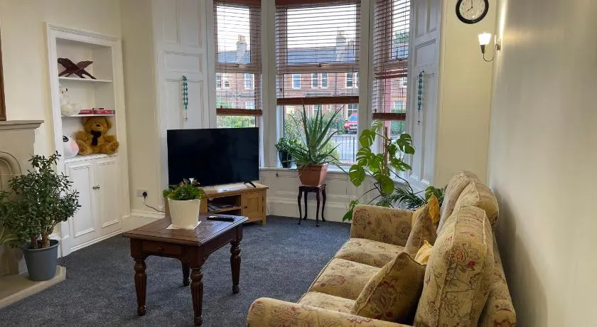 Entire Victorian house Edinburgh 2BR - 4 guests - Image 1