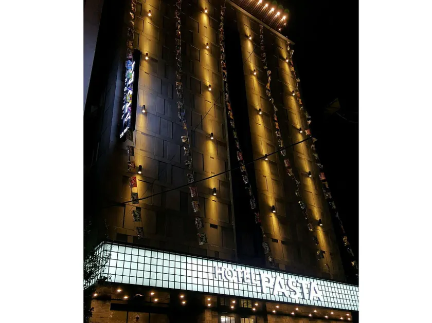 Hotel Pasta - Image 1