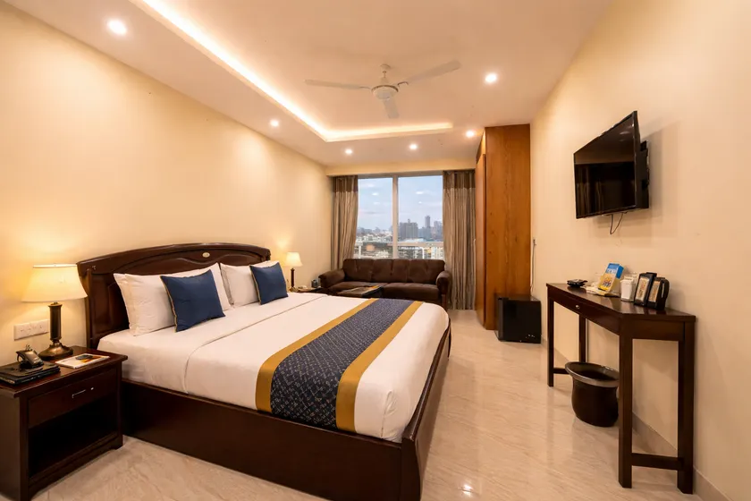 Hotel Kasa Stays Pitampura - Image 1