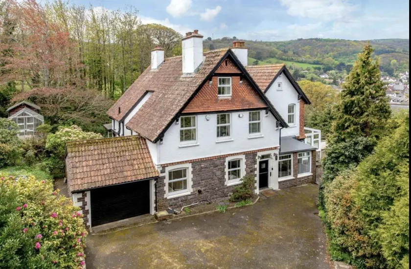 Bay View Porlock Bed & Breakfast - Image 1