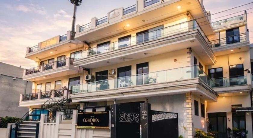 The Crown In Hotel - Image 1