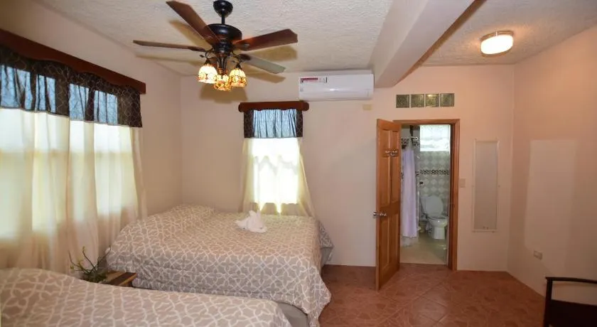 Harada Inn and Suites - Image 1