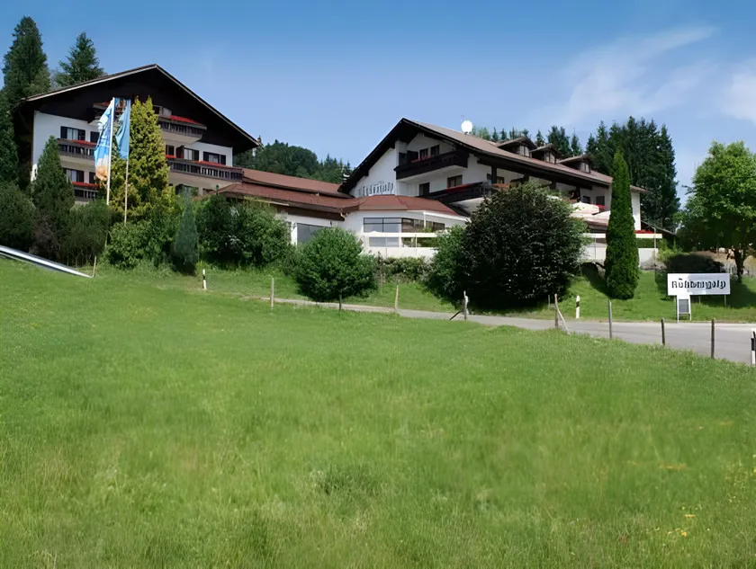 Panoramahotel Kühbergalp - Image 1