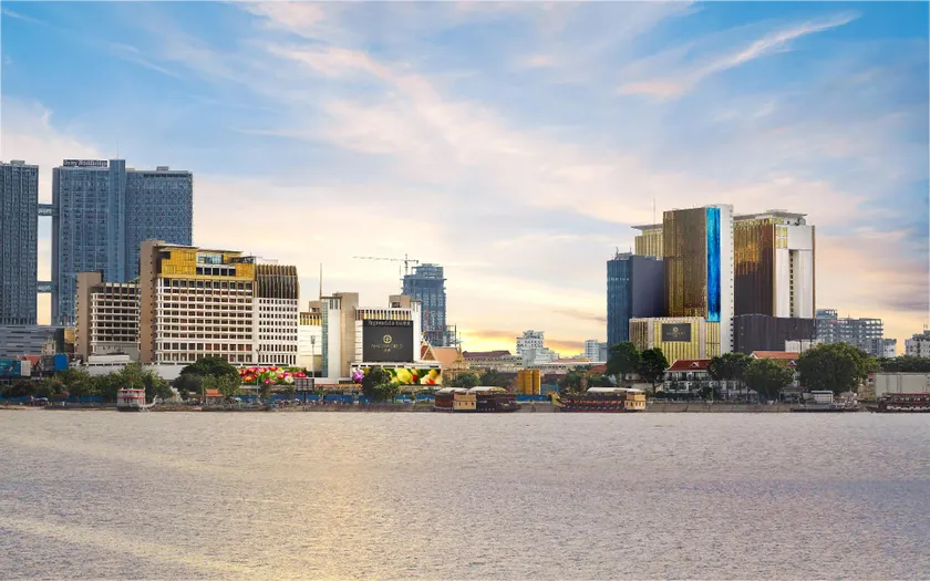 NagaWorld Hotel & Entertainment Complex - Image 1