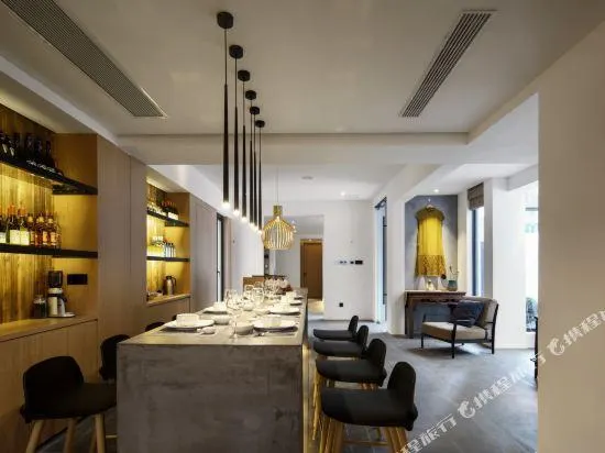 Floral Hotel · Tongli Qiyun River Scenic Hotel (Tongli Ancient Town Scenic Area Koudian) - Image 1